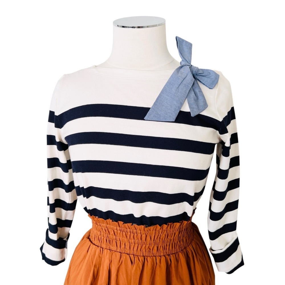 TALBOTS Women’s Striped Cotton Top with Blue Bow Navy and Cream Sz Small Petite